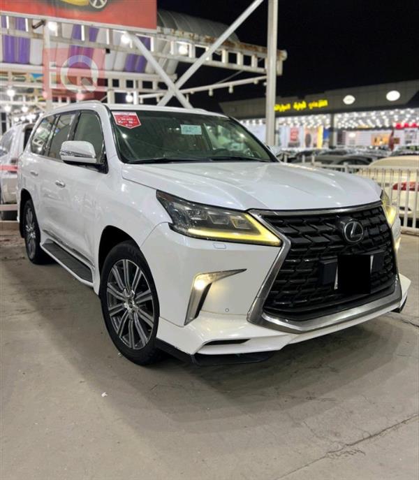 Lexus LX 2017 for sale in Iraq - Najaf